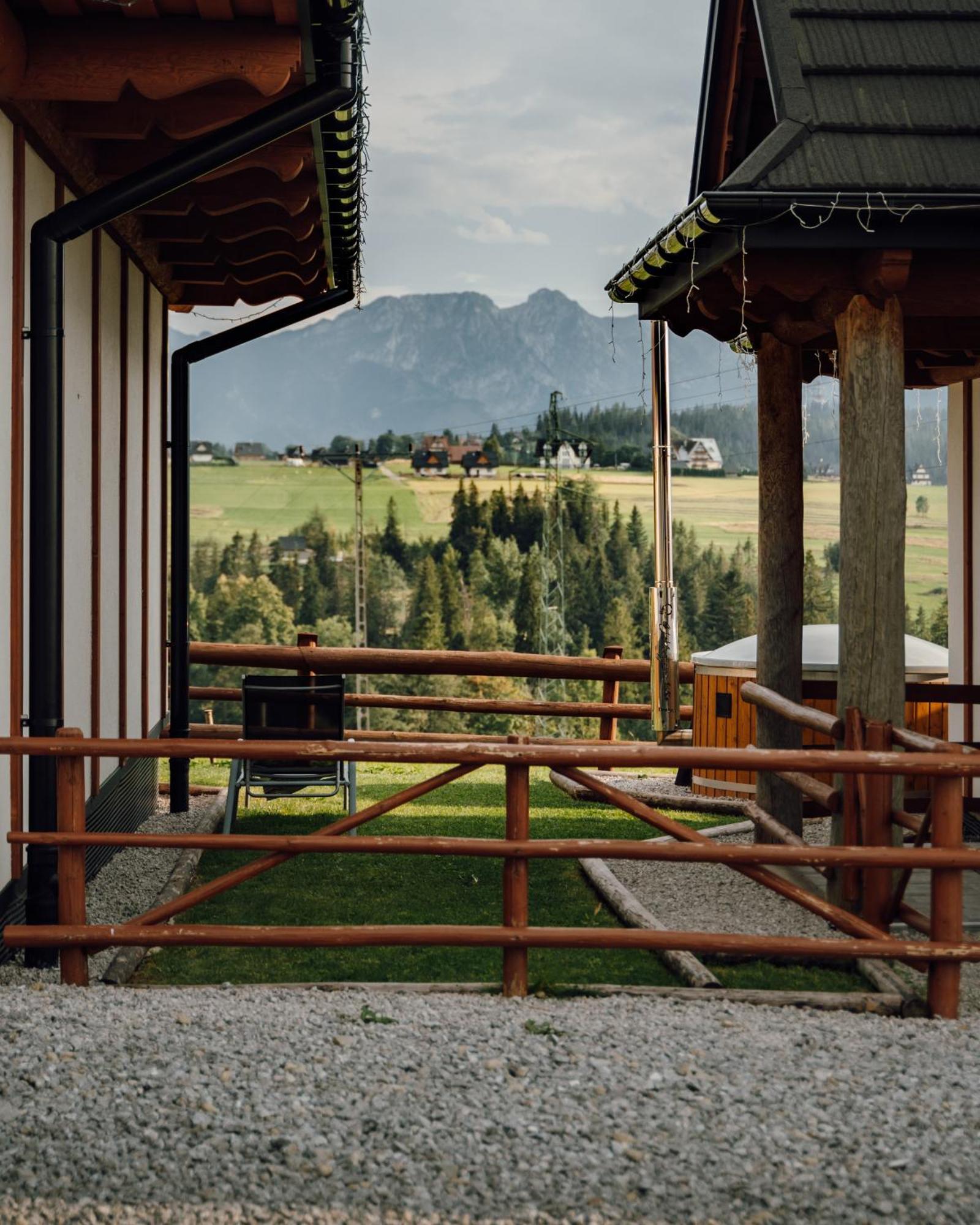 Lasschata - Domki W Gorach Z Balia Oraz Sauna Zakopane Bagian luar foto
